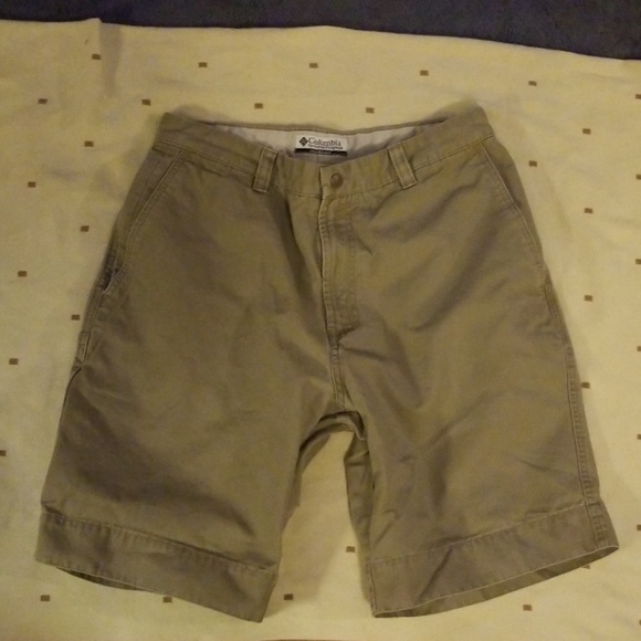 Columbia Other - Columbia Cargo Hiking Shorts
